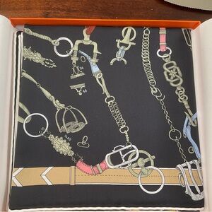 Brand New Hermes Les Chevaux Dechaines Scarf in box.